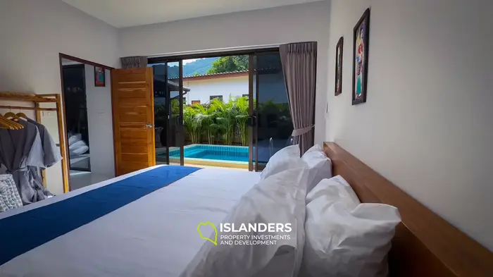 Private pool villa near the beach