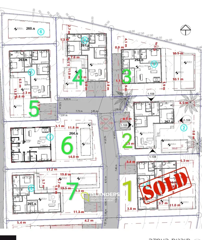 Walking distance to the beach 3-bedroom pool villas