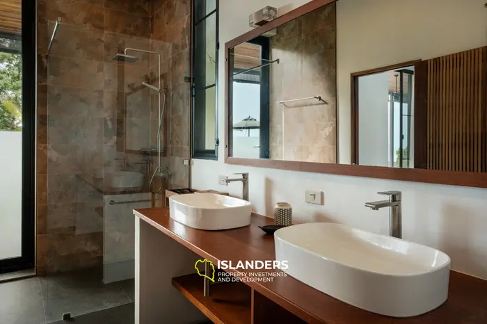 Luxurious Villa with Breathtaking Sea Views in Koh Phangan