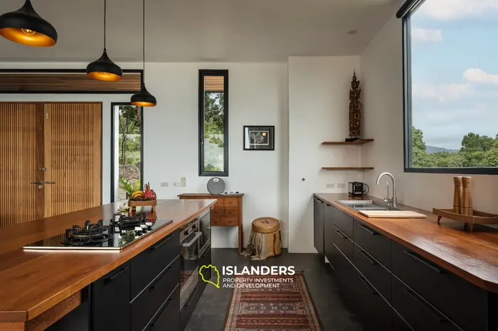 Luxurious Villa with Breathtaking Sea Views in Koh Phangan