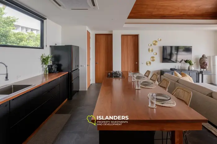 🌅 Oceanview Sunset Villa – 4BR Private Estate with Infinity Pool 