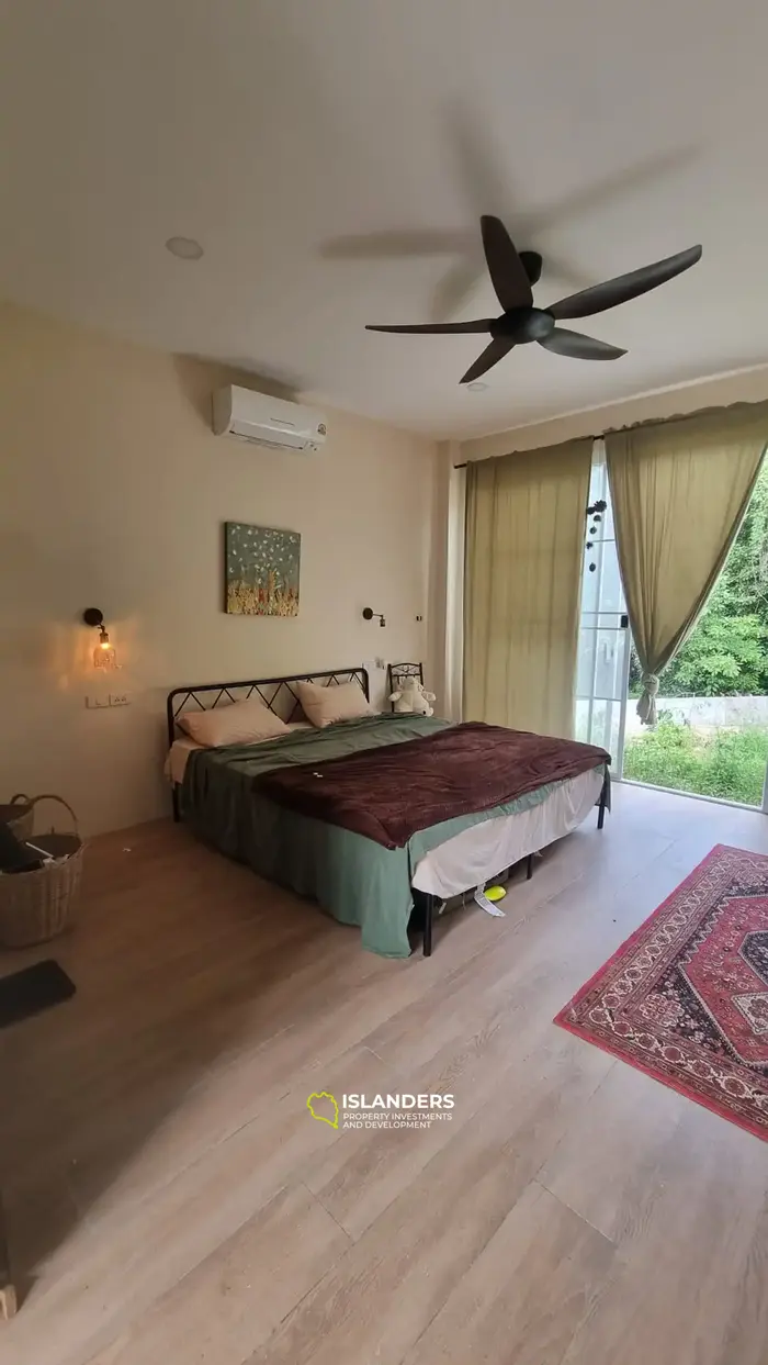 Charming Home on Expansive Land in Peaceful Chaloklam