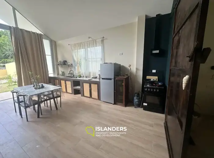 Charming Home on Expansive Land in Peaceful Chaloklam