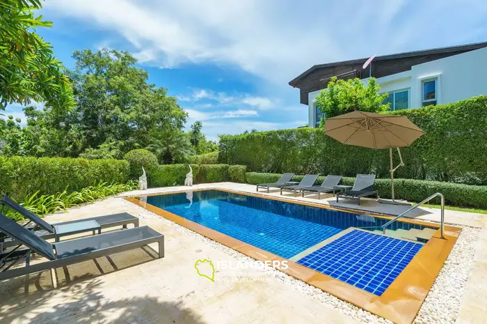 3-bdrm pool villa with panoramic sea view from the top floor (Choeng Mon)