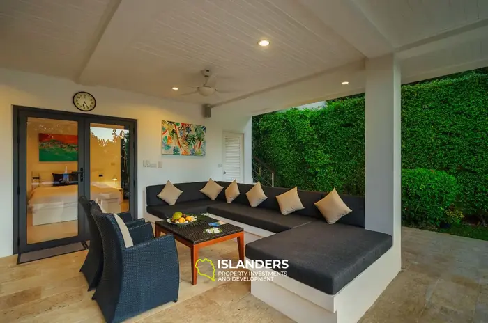 3-bdrm pool villa with panoramic sea view from the top floor (Choeng Mon)