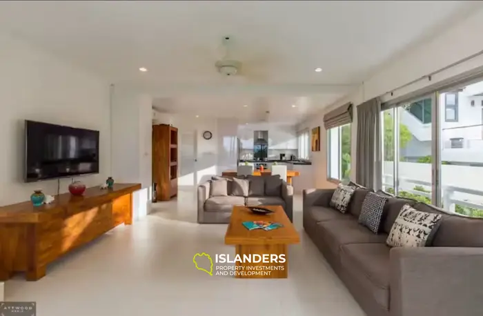 3-bdrm pool villa with panoramic sea view from the top floor (Choeng Mon)