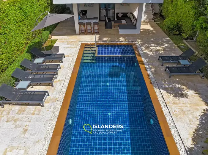 3-bdrm pool villa with panoramic sea view from the top floor (Choeng Mon)