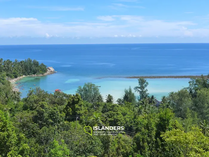 Terrain avec une vue mer incroyable – 1 284 m2