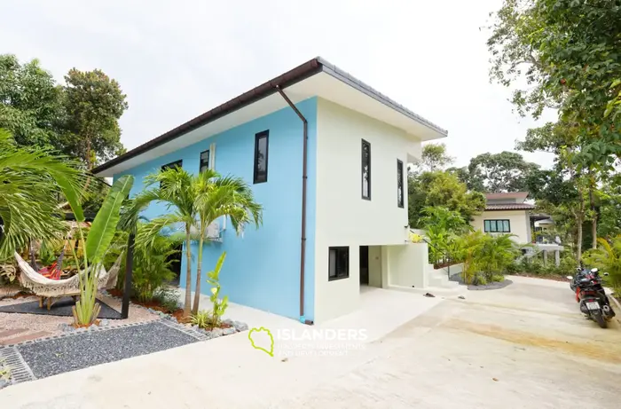 GREAT DEAL!  Well located lot of 2 pool villas 