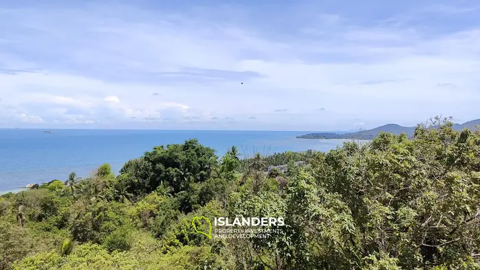 Amazing 5,816 m2 sea view land for lease