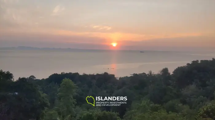 Amazing 5,816 m2 sea view land for lease
