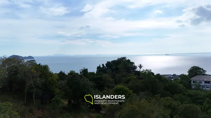Increíble terreno de 5,816 m2 con vista al mar en alquiler