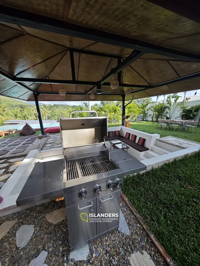 Luxury Villa with Breathtaking Sea Views in Koh Phangan