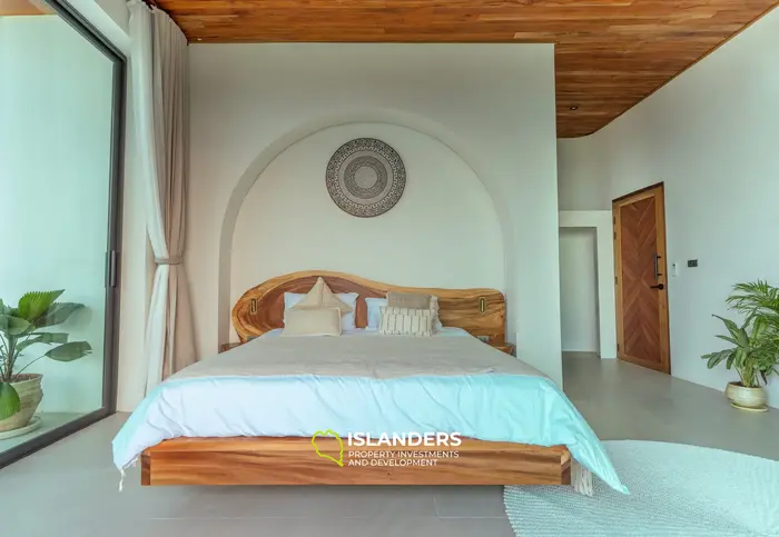Luxurious 1 or 2 Bedroom Eco-Penthouse with Stunning Sea Views in Chaloklum!!! (3rd floor)