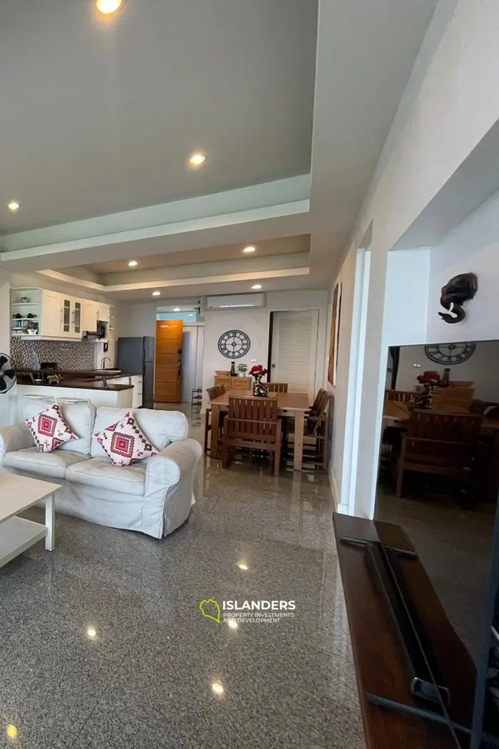 2-bdrm condominium in a complex with all amenities (Bophut)