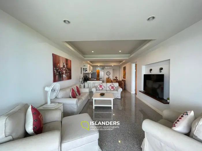 2-bdrm condominium in a complex with all amenities (Bophut)