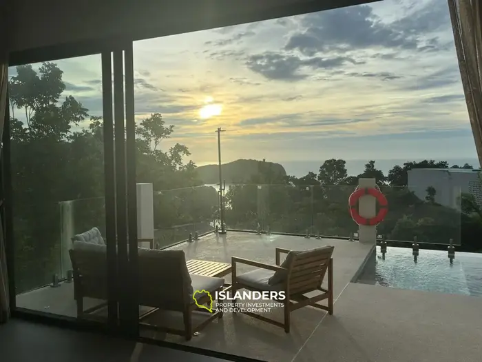 🌅 コーマを見渡す独占的な海の景色のヴィラ