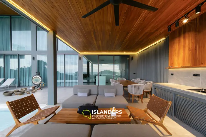 Luxurious 3BD Villa with Stunning Sea Views and Energy independence in Chaloklum (KPG)