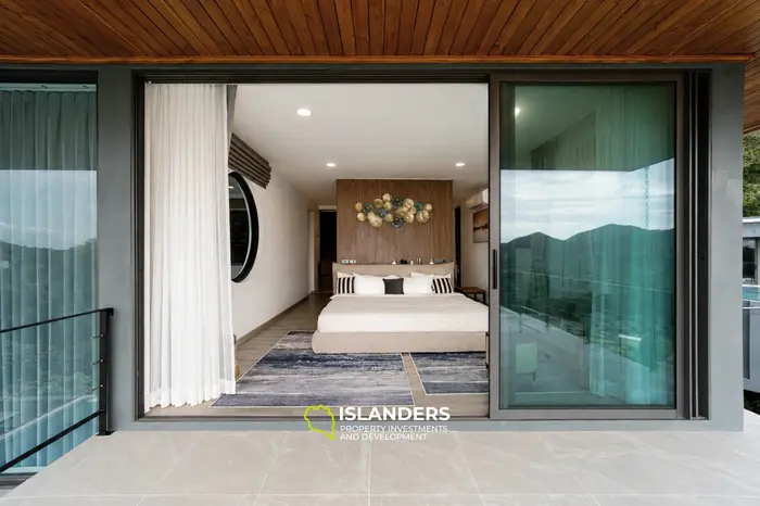 Luxurious 3BD Villa with Stunning Sea Views and Energy independence in Chaloklum (KPG)
