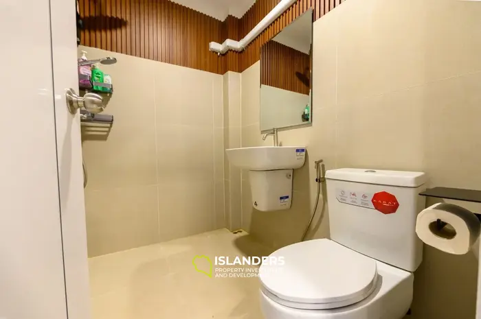 Spacious 4 bdrm townhouse in a popular tourist area (Bangrak)