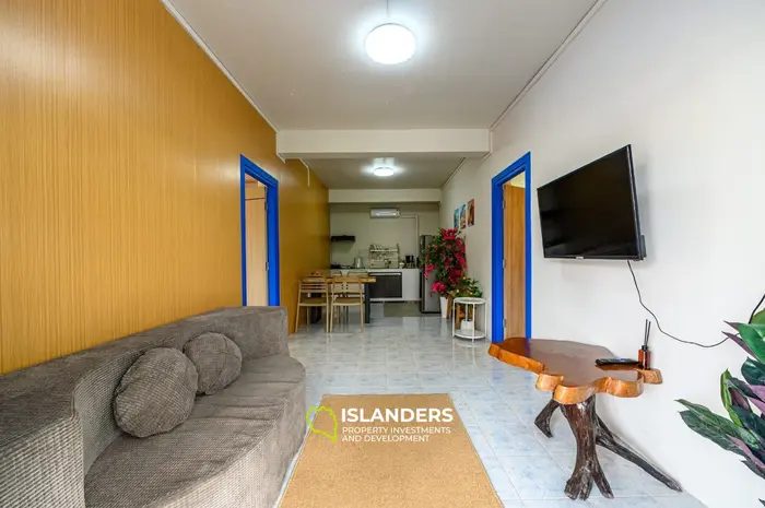 Spacious 4 bdrm townhouse in a popular tourist area (Bangrak)