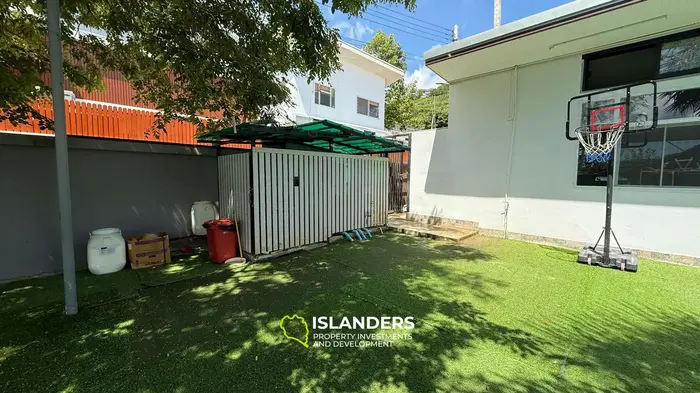 3-bdrm pool villa near Triam school (Bophut)