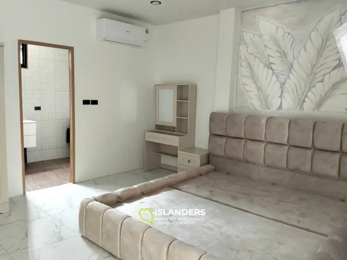 New 2-bdrm poo villa with mountain view (Lamai)