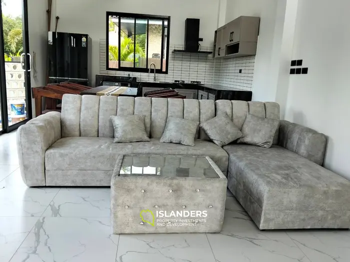 New 2-bdrm poo villa with mountain view (Lamai)