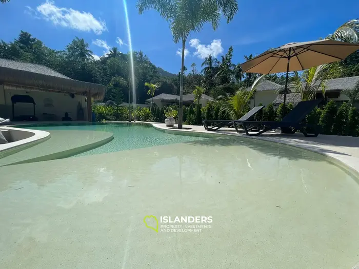 Beautifull 4-bedroom pool villa – 28-year lease