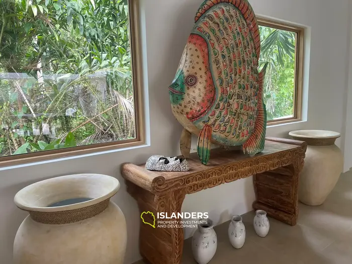 Beautifull 4-bedroom pool villa – 28-year lease