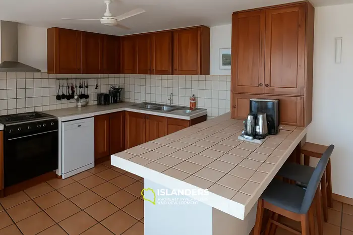 4 Bedroom House for Sale in Hannasbaai