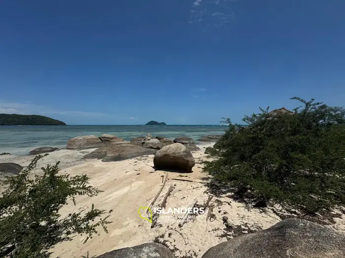 Exquisite Beachfront Land for Sale in Koh Phangan