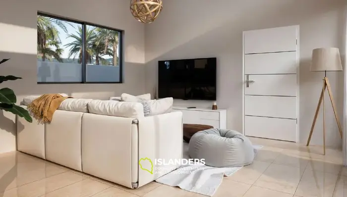 3-bdrm pool villa with convenient location (Maenam)