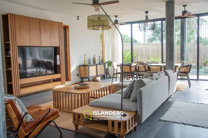 Luxury 4 Bedroom Villa for Rent in Koh Phangan with Sea View