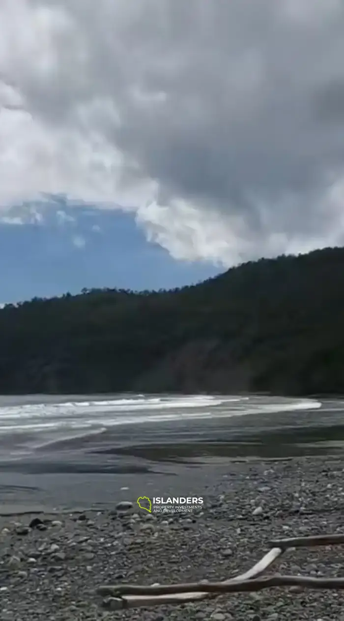 Exquisite Land for Sale with Breathtaking Sea Views in Sumba, Indonesia