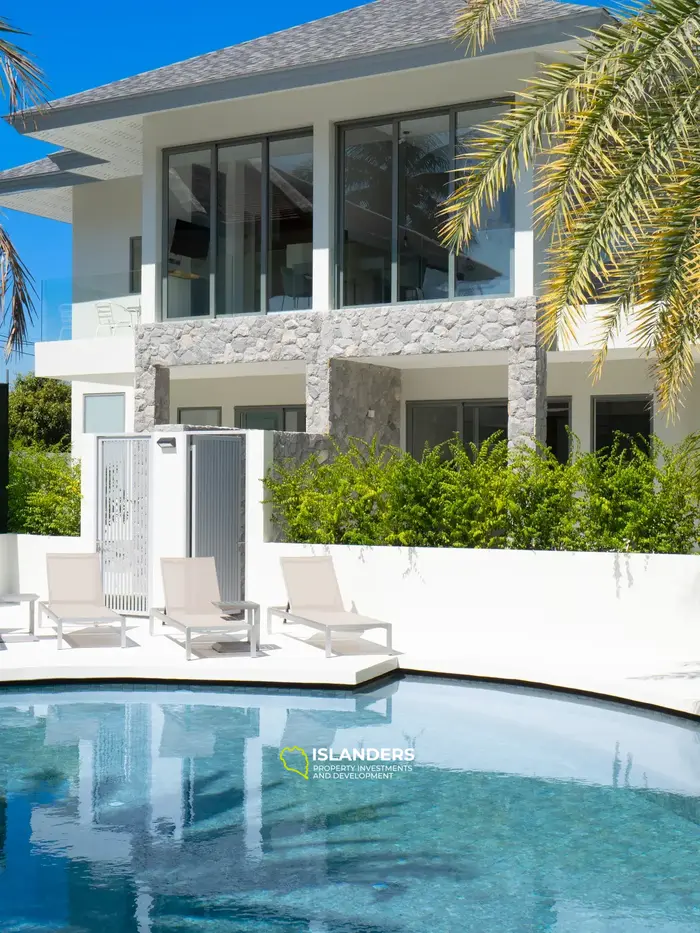 Renovated 2-bdrm villa in a complex with a swimming pool (Bophut)