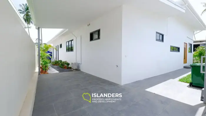 3-bdrm pool villa with spacious plot (Maenam)