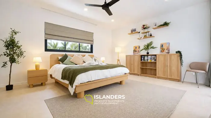 3-bdrm pool villa with spacious plot (Maenam)