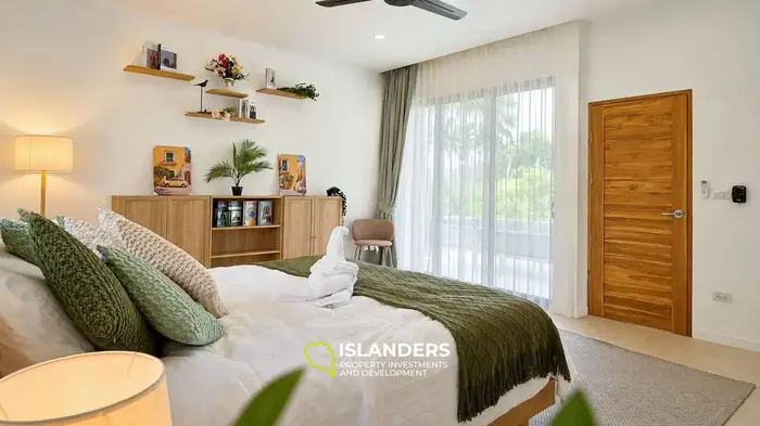 3-bdrm pool villa with spacious plot (Maenam)
