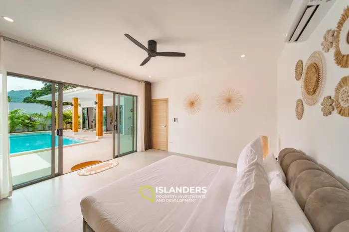 Brand new 3 bdrm pool villa (Lamai)