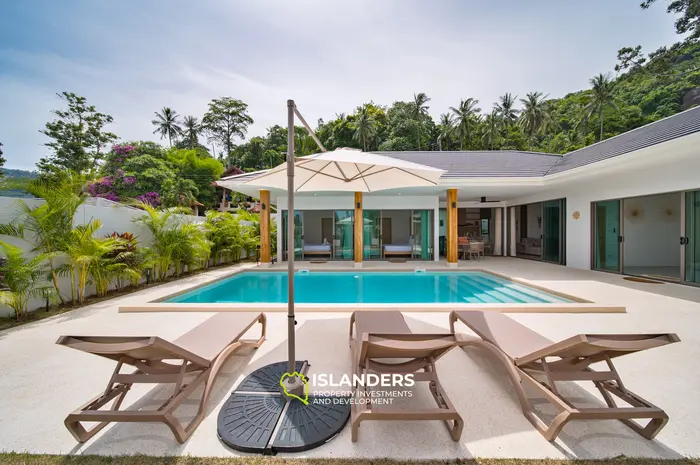 Brand new 3 bdrm pool villa (Lamai)
