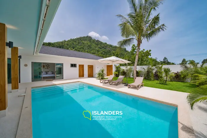 Brand new 3 bdrm pool villa (Lamai)