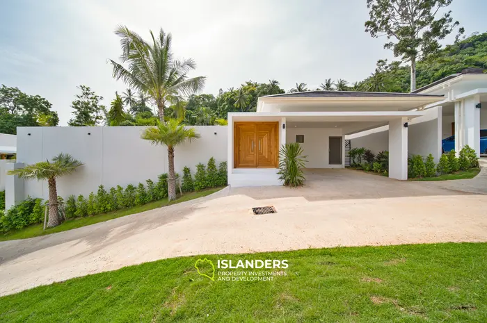 Brand new 3 bdrm pool villa (Lamai)