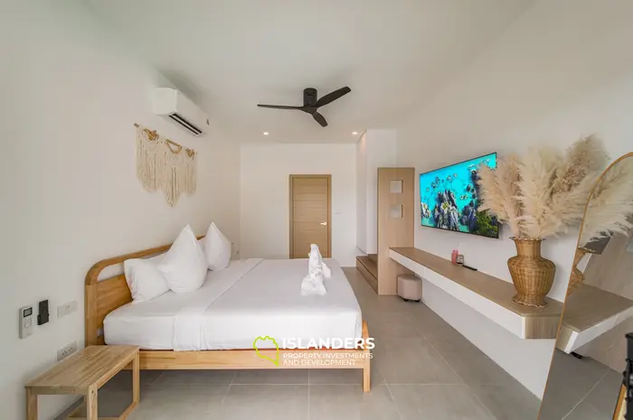 Brand new 3 bdrm pool villa (Lamai)