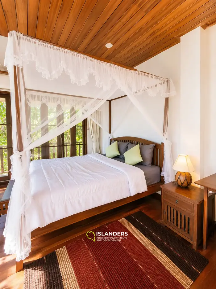 2-BR Sea View House for Rent in Koh Phangan
