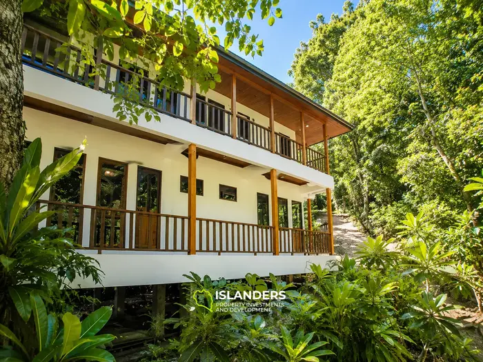 2-BR Sea View House for Rent in Koh Phangan