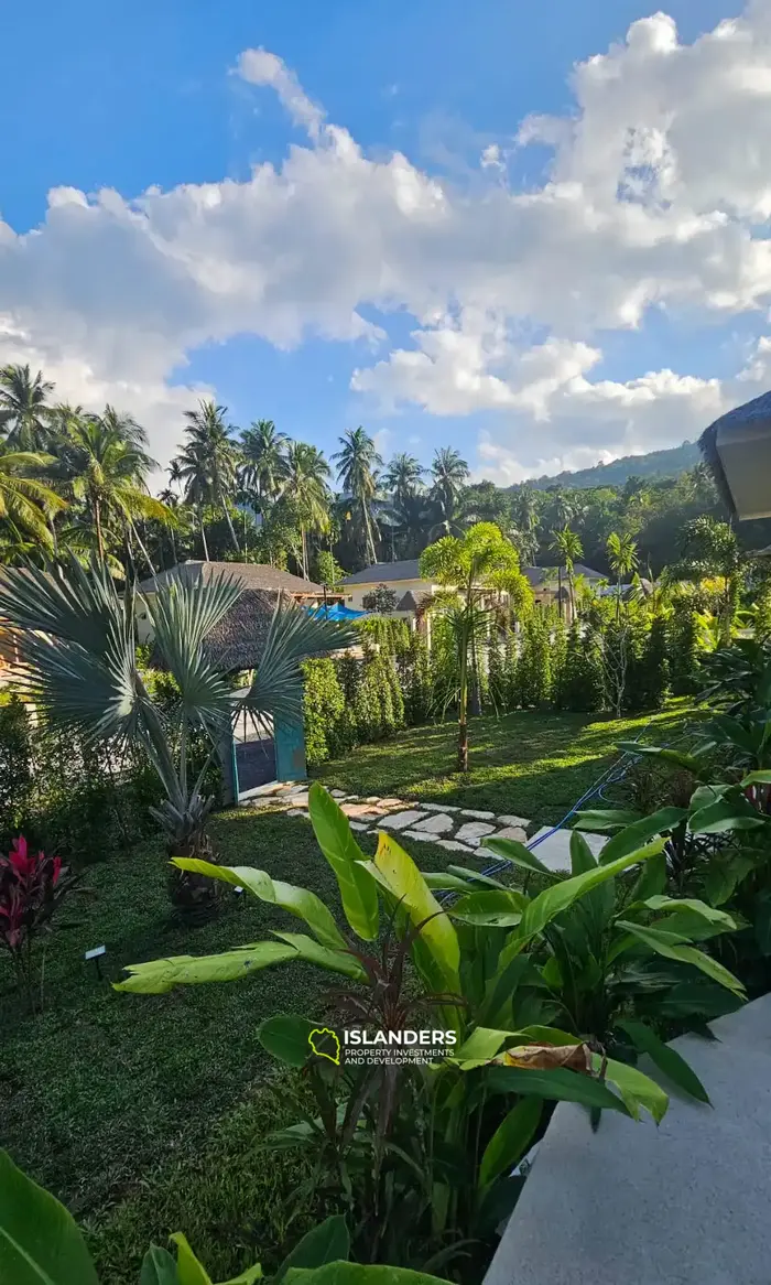 Amazing 3-bedroom pool villa – 28-year lease