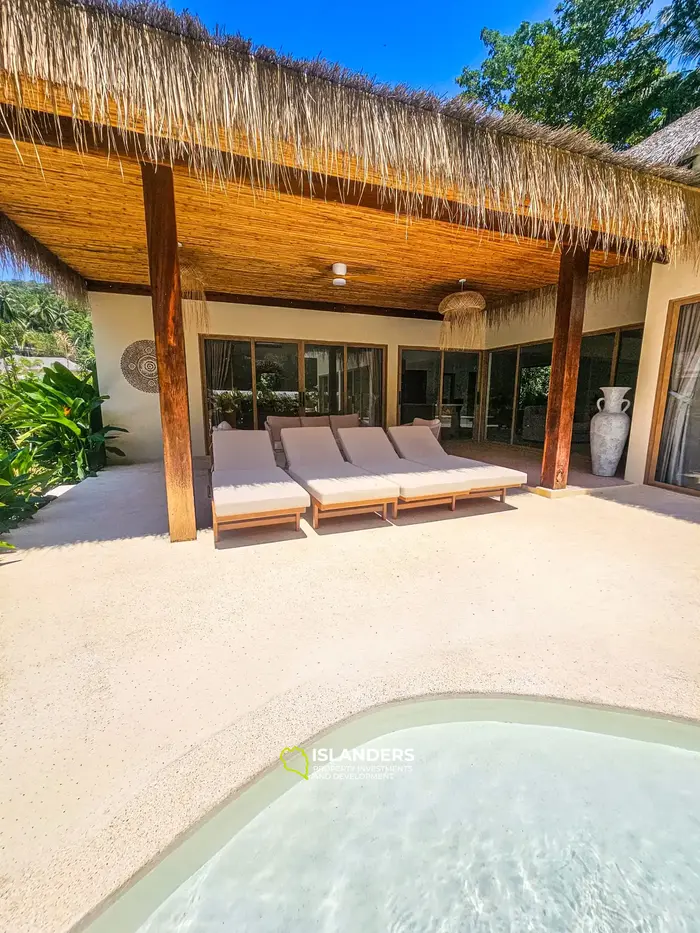 Amazing 3-bedroom pool villa – 28-year lease