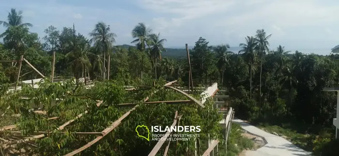 Sea view land - 3 plots with construction structures