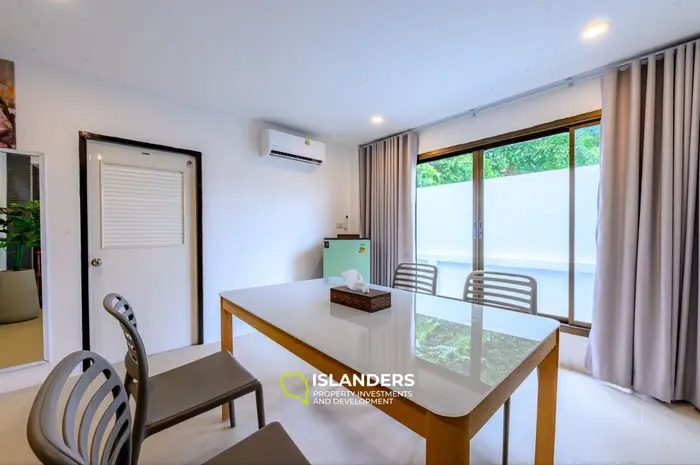 Two-story 4-bdrm house in a convenient location (Bophut)